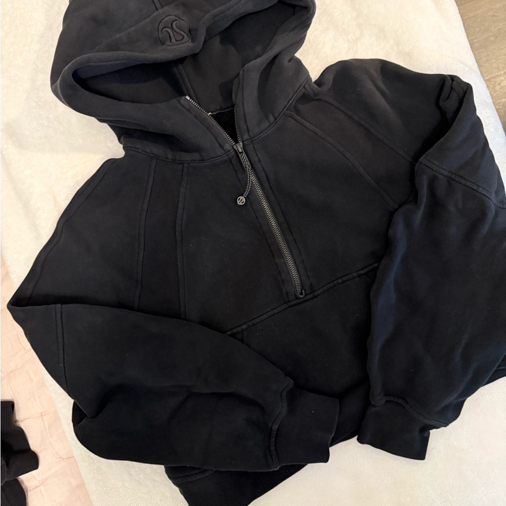 Lululemon Scuba Black Hooded Sweatshirt